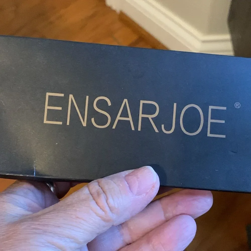 Ensarjoe Men's sunglasses.